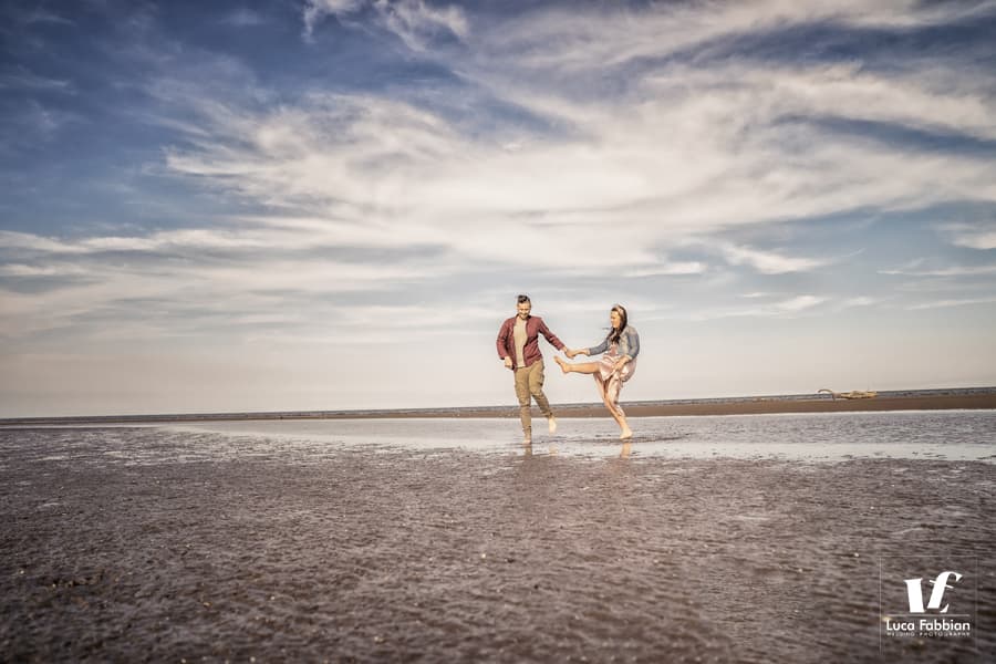 Couple photography by the sea in Venice area