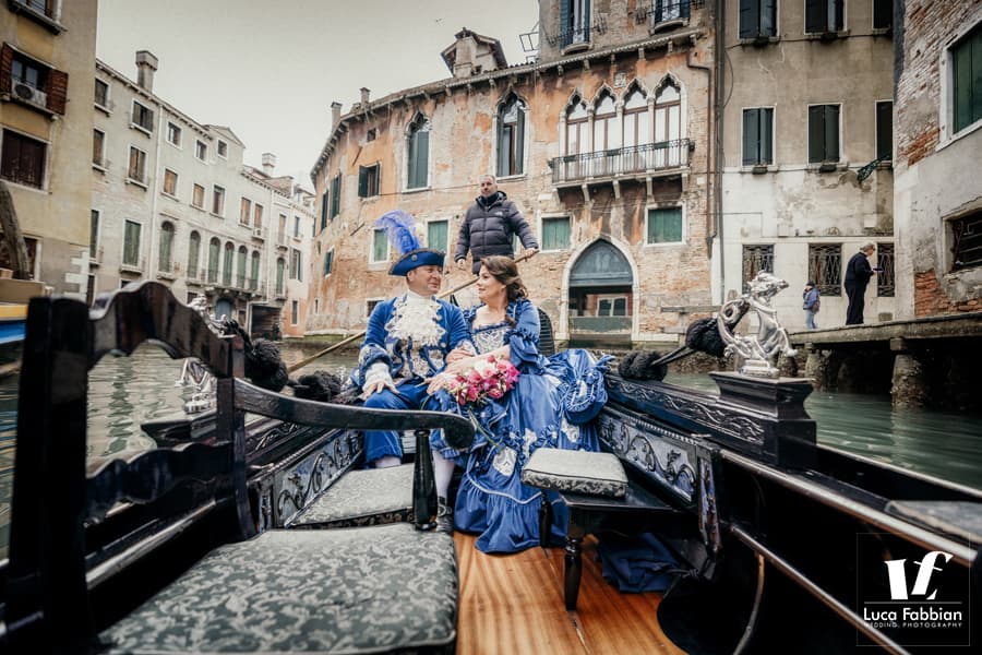 Venice carnival elopement gondola photoshoot